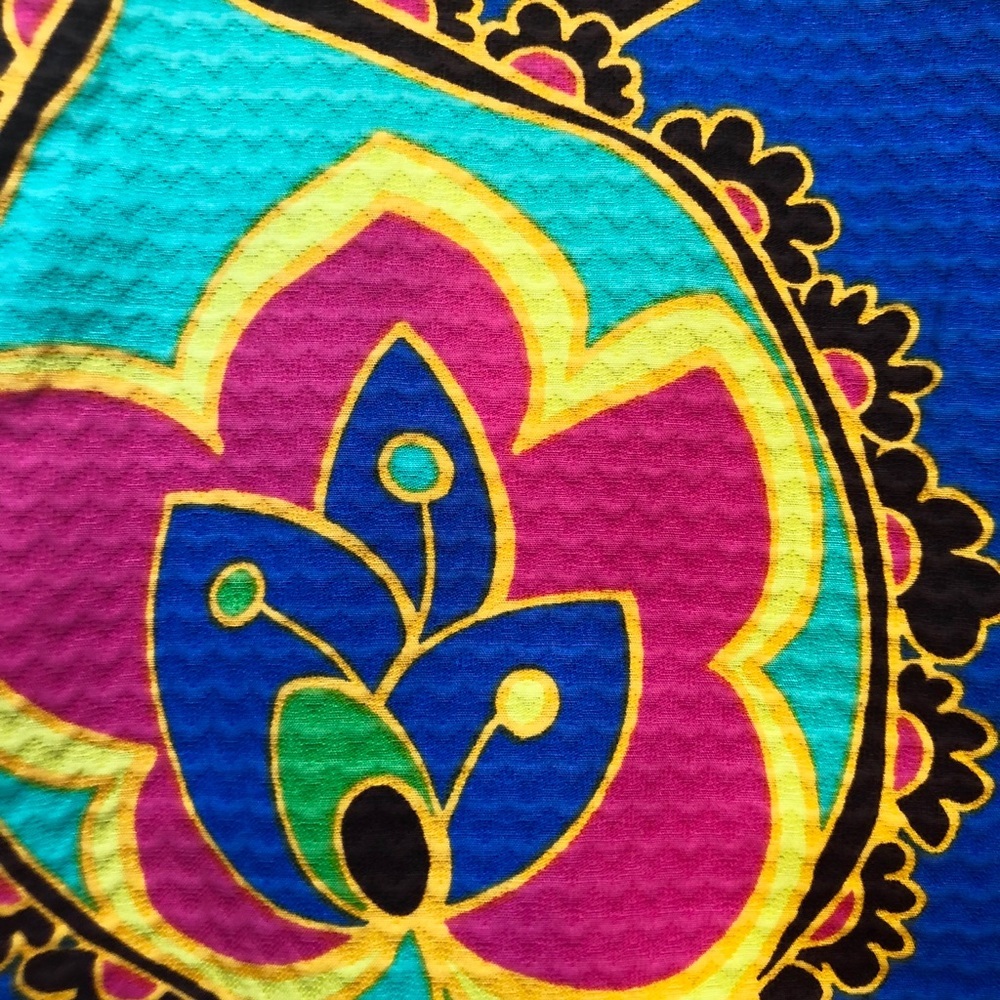 Lilly Pulitzer bold printed dress - Picture 3 of 6